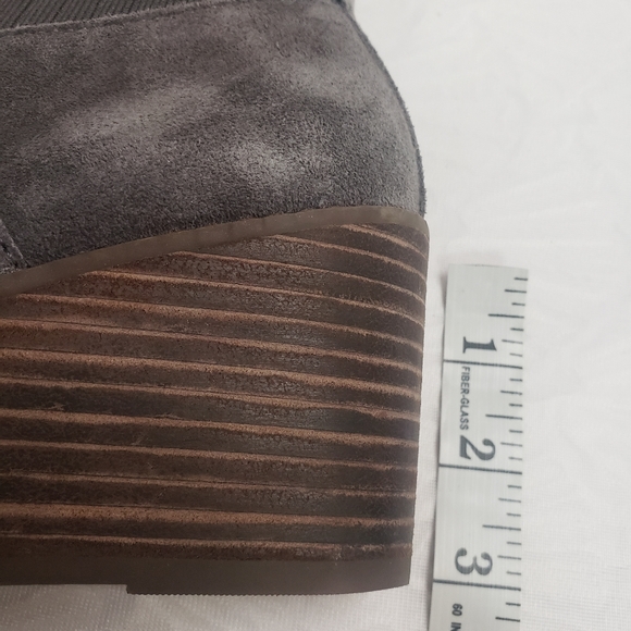 Toms gray suede, Sadie wedge booties, size 7.5 - Picture 8 of 8